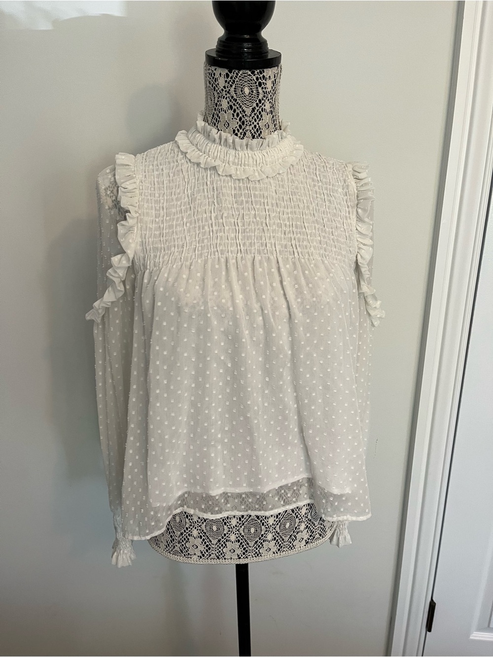 Zara White Swiss Dot Ruffle Mock Neck Sleeveless Blouse - Picture 1 of 6